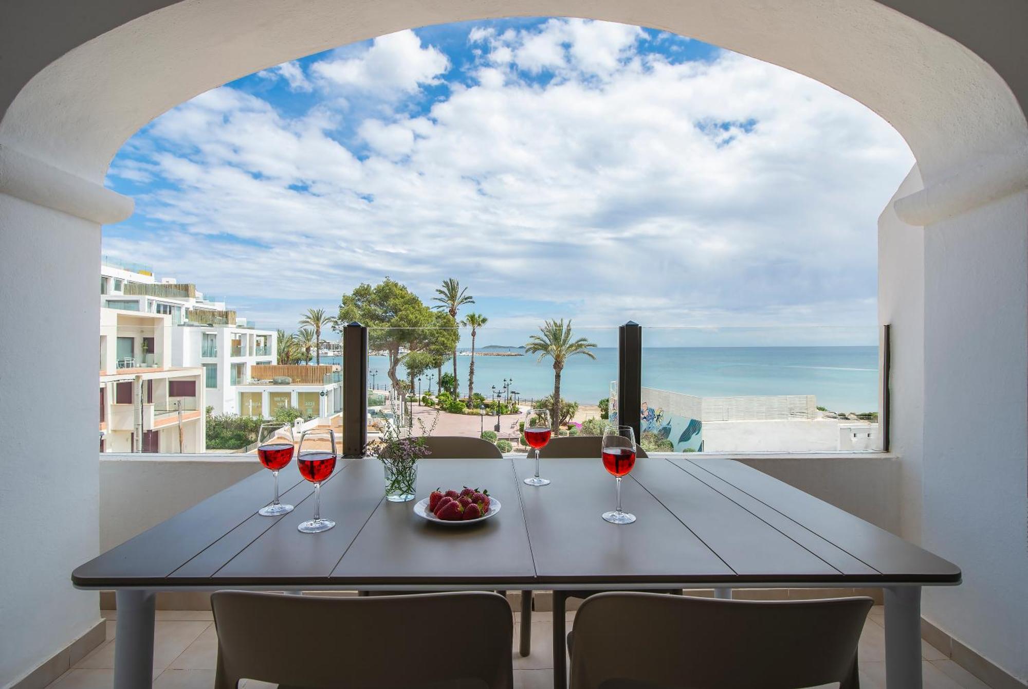 Pierre & Vacances Ros Ibiza Санта-Еулалія-дель-Ріо Екстер'єр фото