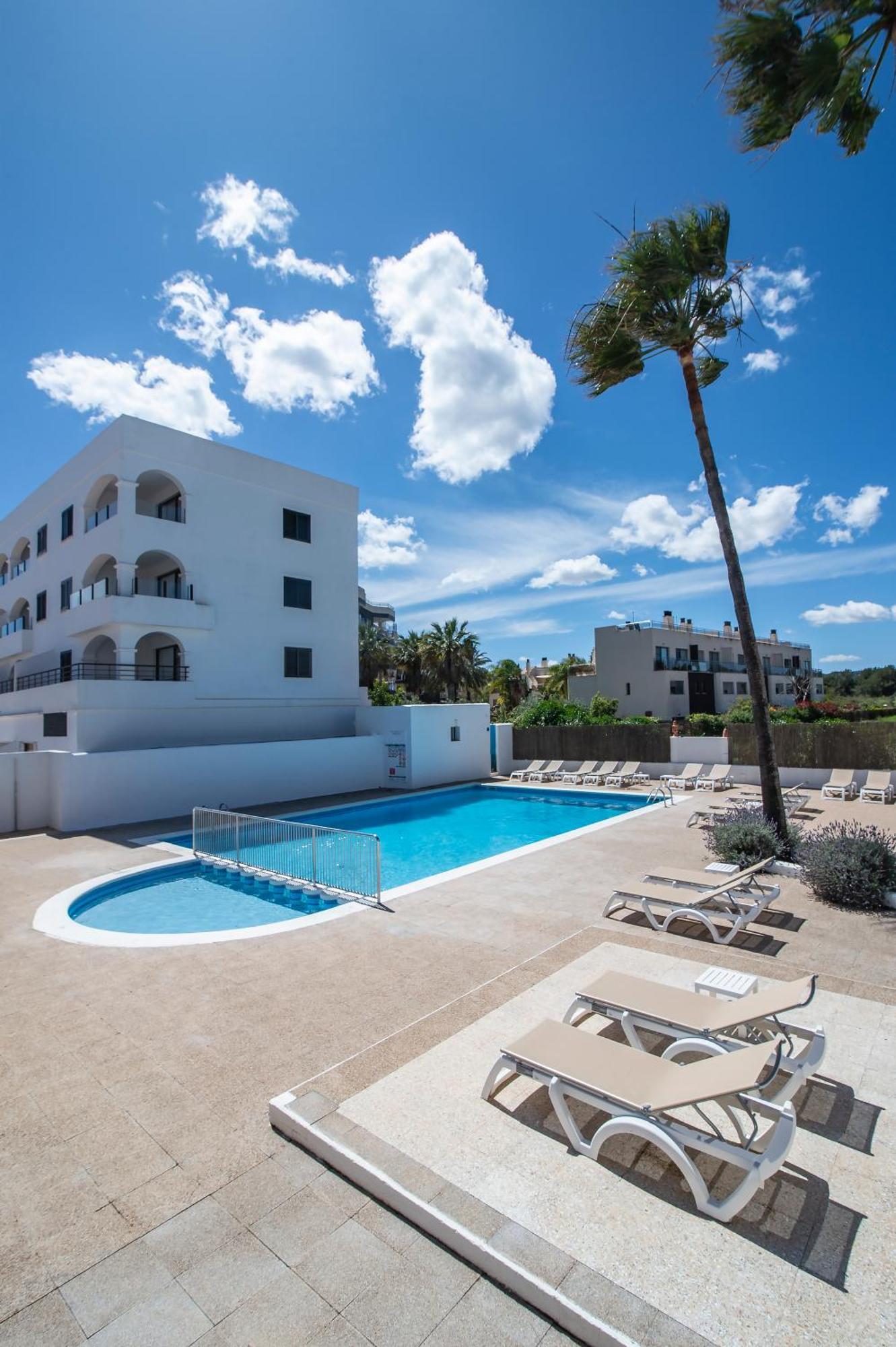 Pierre & Vacances Ros Ibiza Санта-Еулалія-дель-Ріо Екстер'єр фото